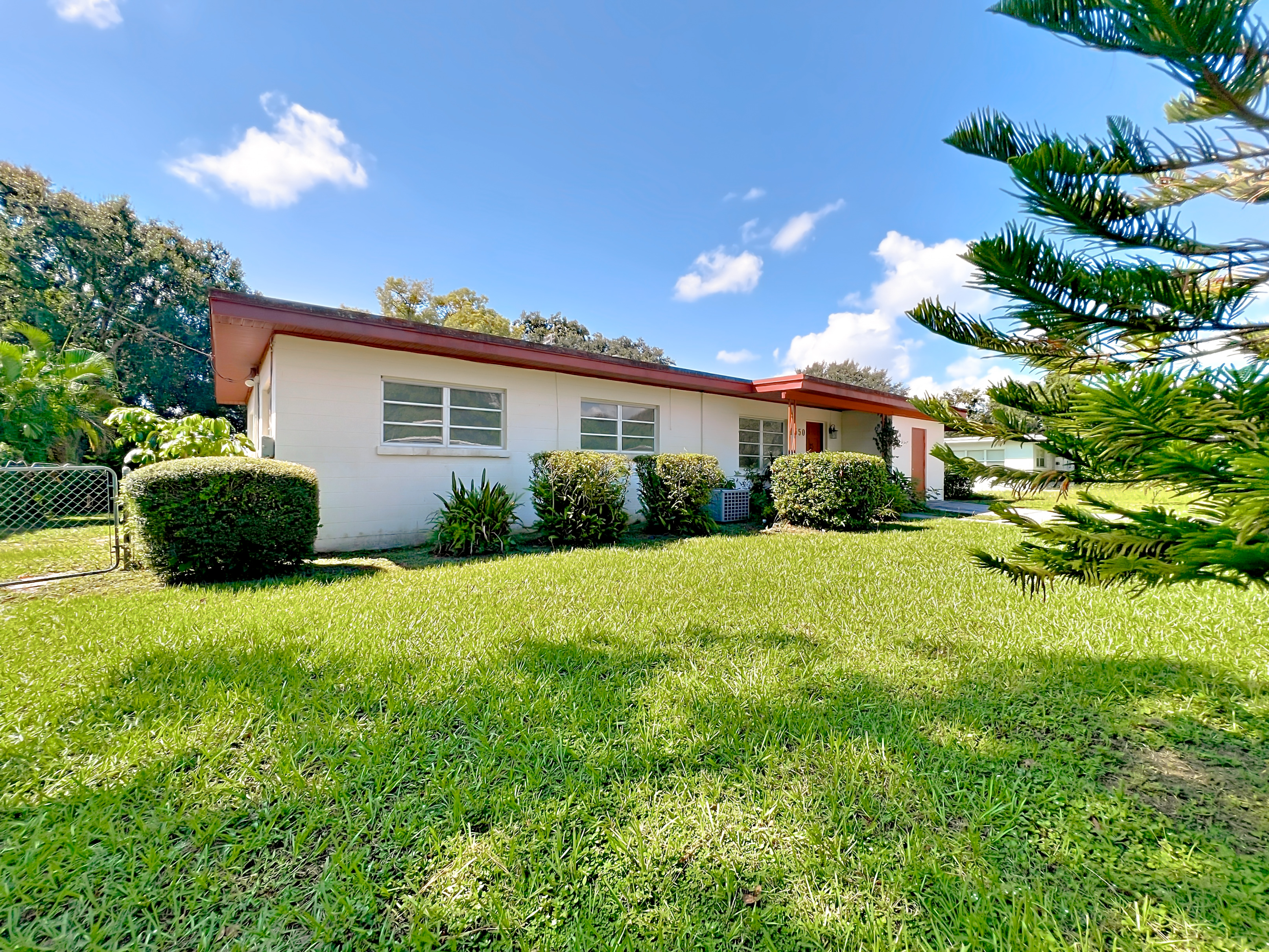 Home for Sale in Winter Haven under $300,000