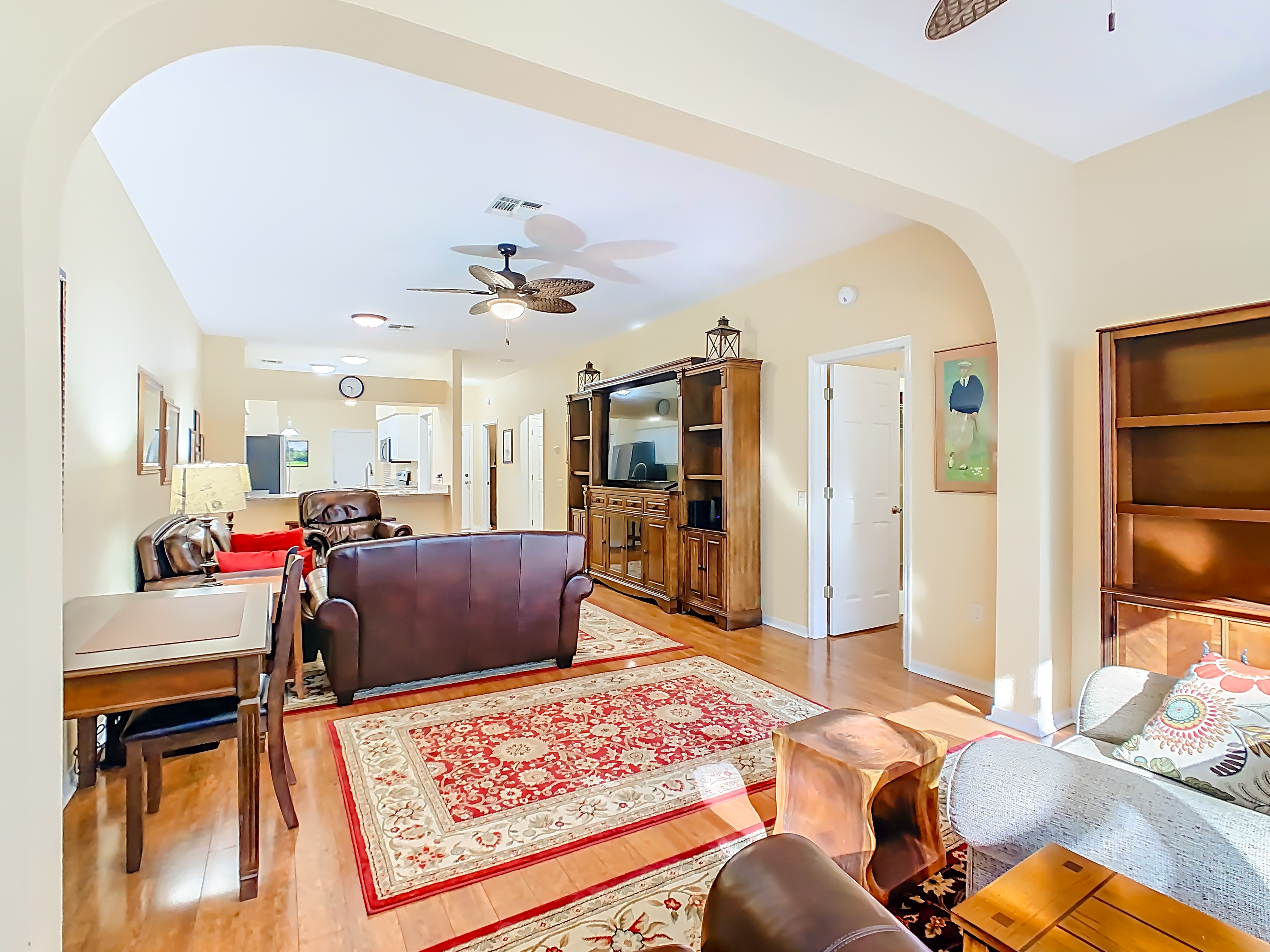 Home for Sale Fully Furnished, Winter Haven - $260,000
